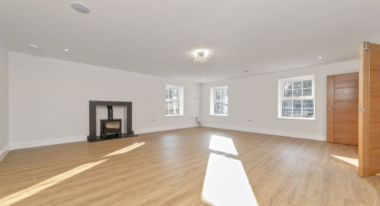 Kenwood House, Wood End Image 1