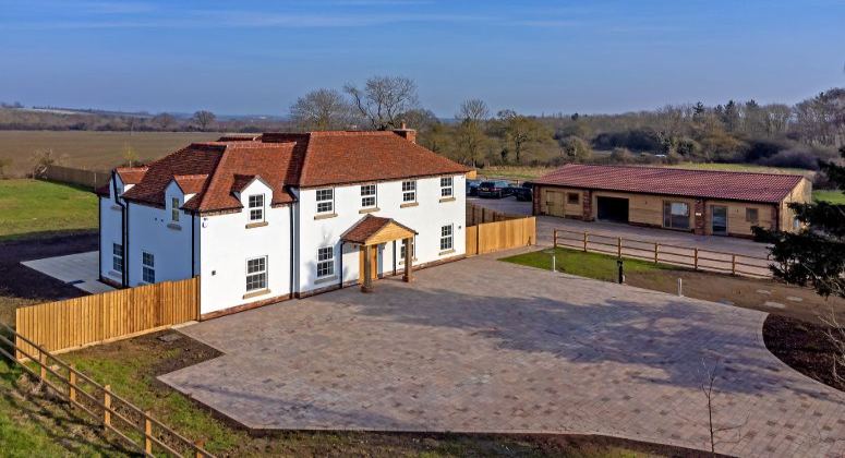 Kenwood House, Wood End Image 1